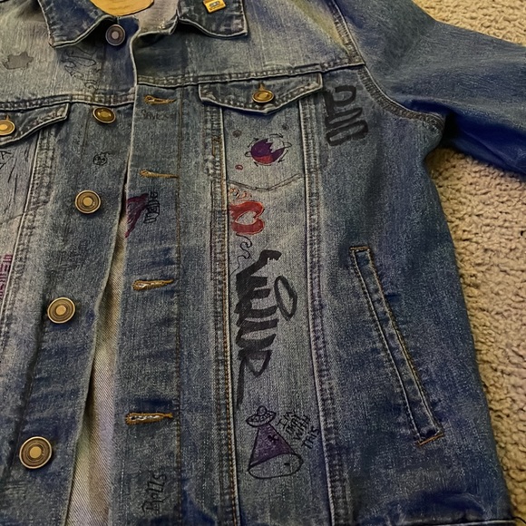 Custom denim jacket - Picture 3 of 7